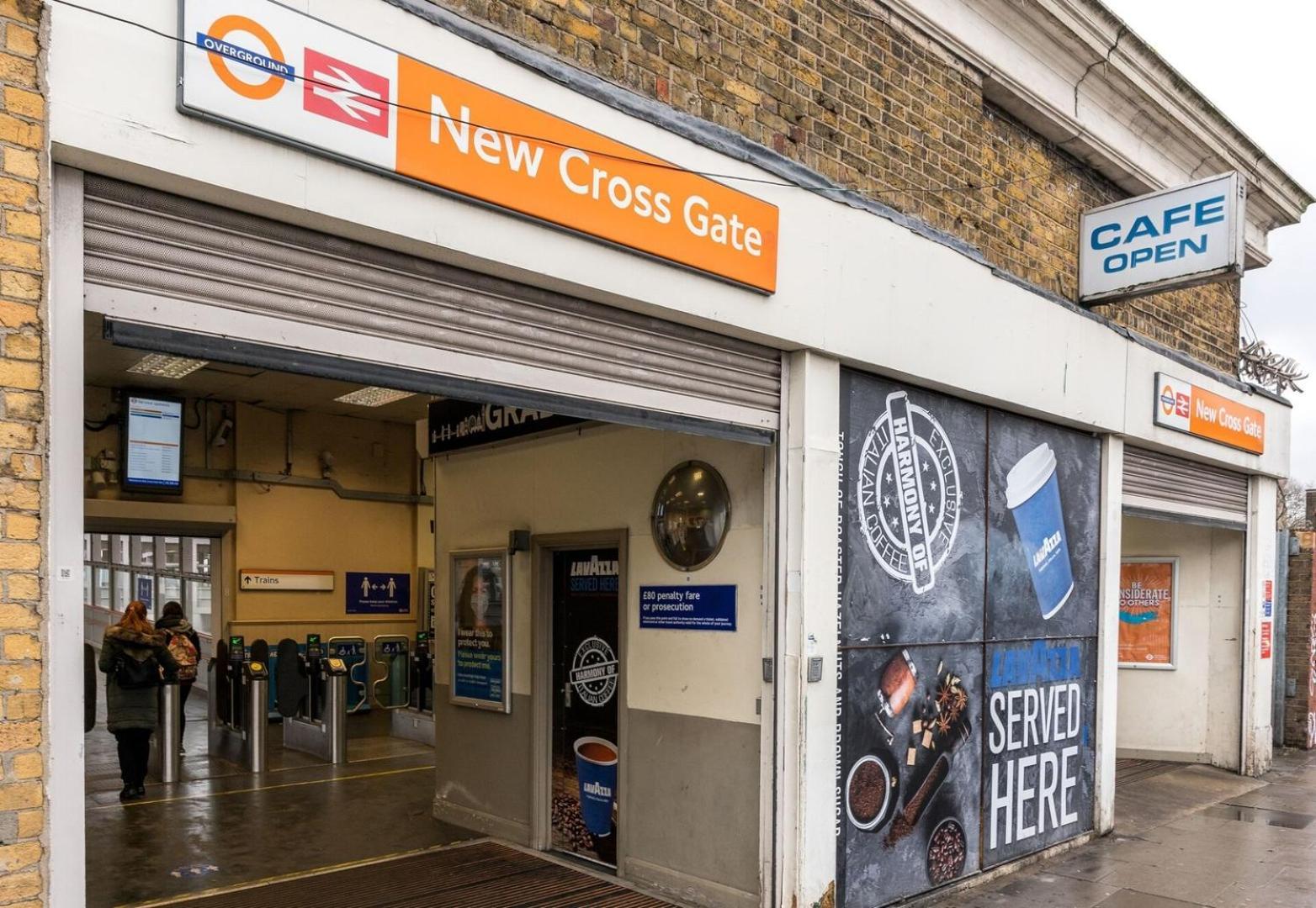 New Stylish 1 Bedroom Flat With Garden | London